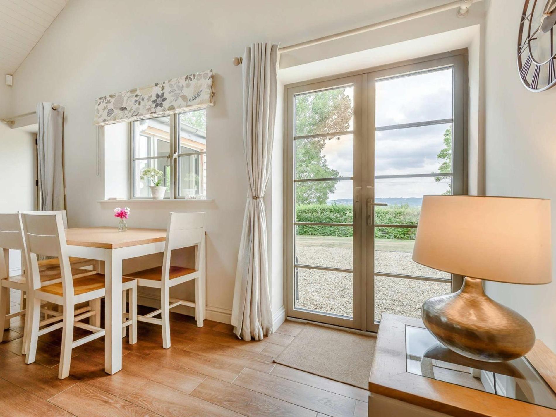 2 Bed In Winchcombe 57828 Villa Exterior foto
